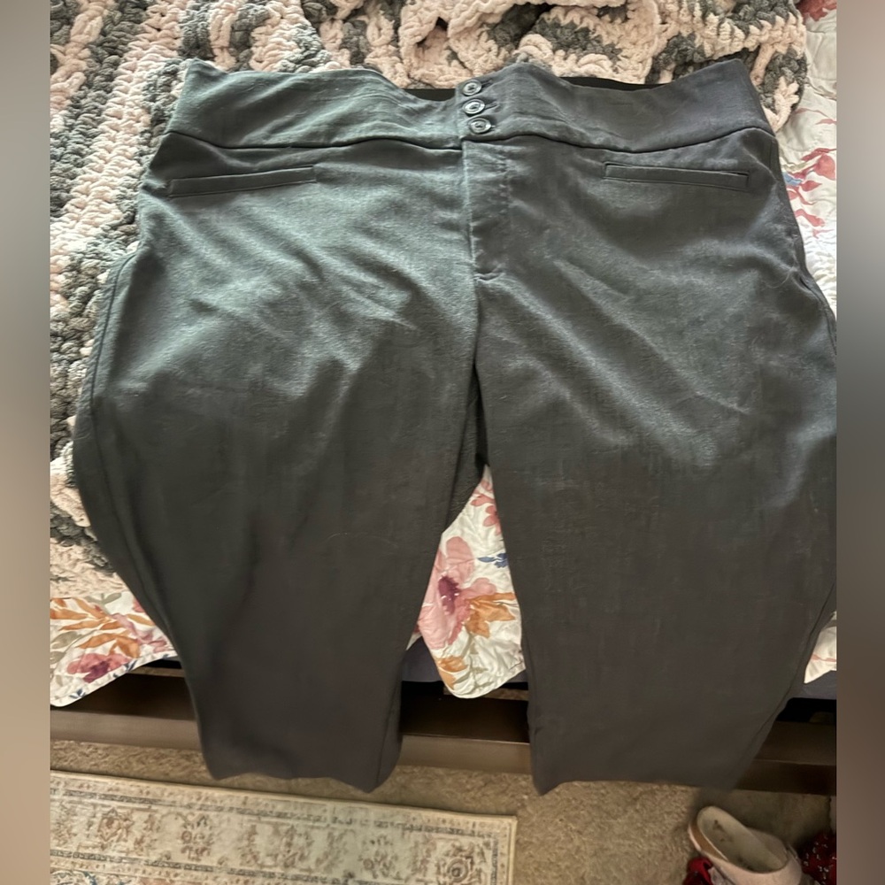 Hollywould grey three button ankle trouser pants